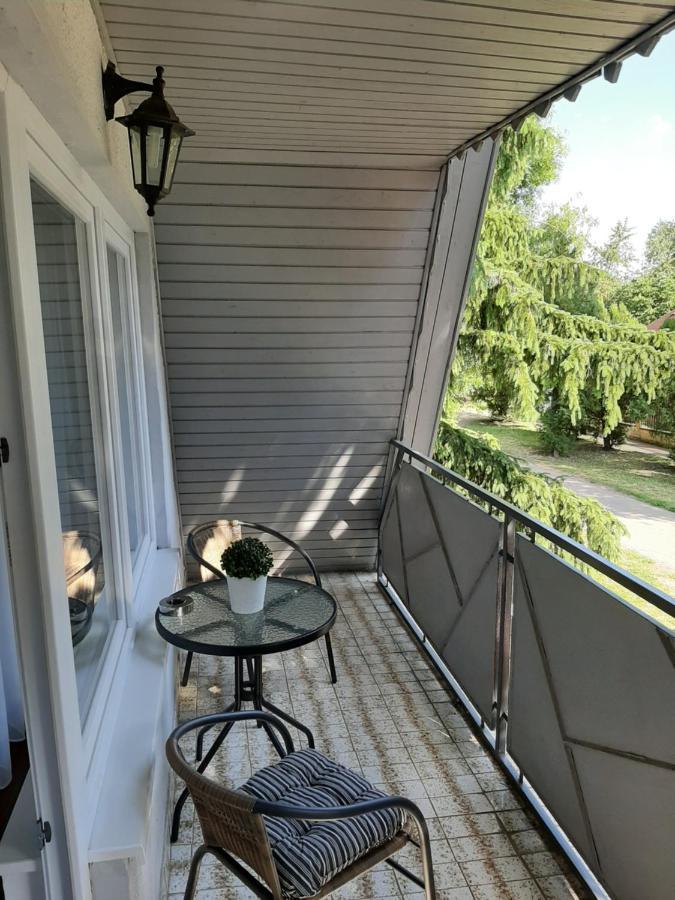 Nikolett Apartman Hajdúszoboszló Buitenkant foto